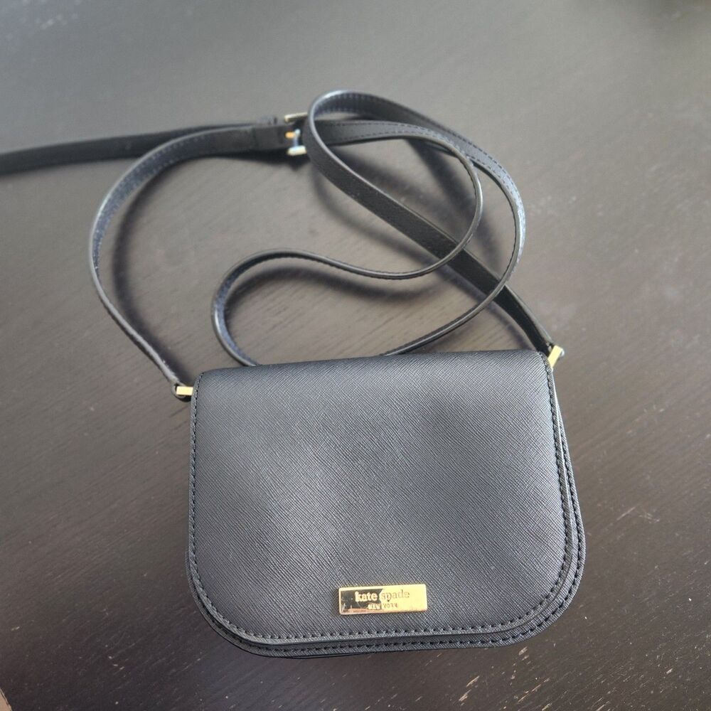 Kate Spade Carsen Newbury Lane Crossbody Leather Handbag Black Mini luxe glam